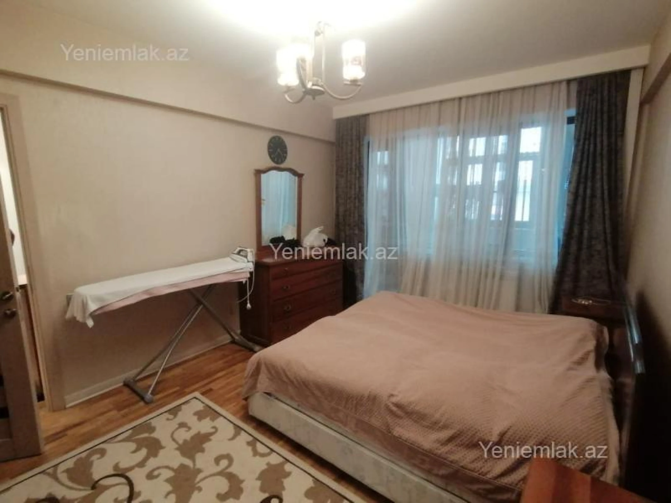 Satılır 3 otaqlı köhnə tikili 85 m²