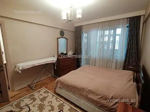 Satılır 3 otaqlı köhnə tikili 85 m²