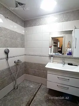 Satılır 3 otaqlı köhnə tikili 85 m²