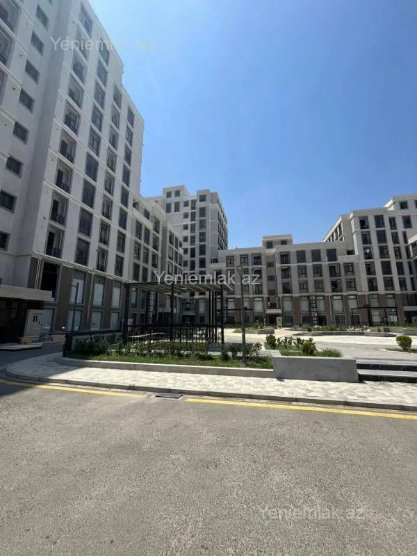 Satılır 3 otaqlı yeni tikili 118.5 m²