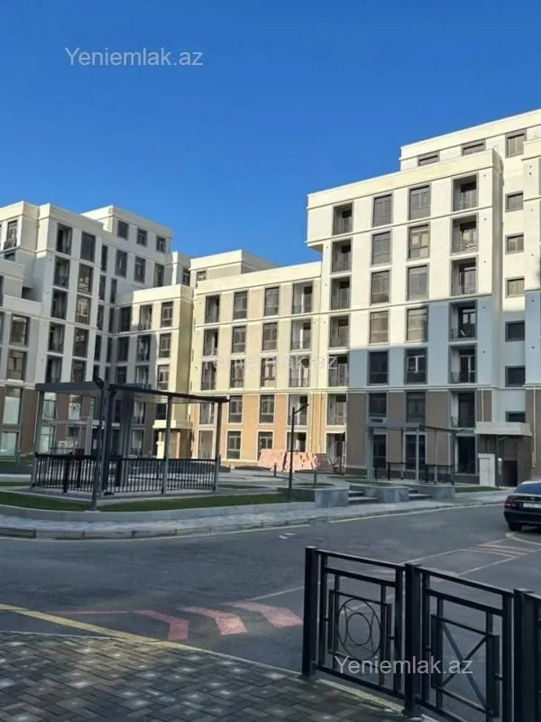 Satılır 3 otaqlı yeni tikili 118.5 m²