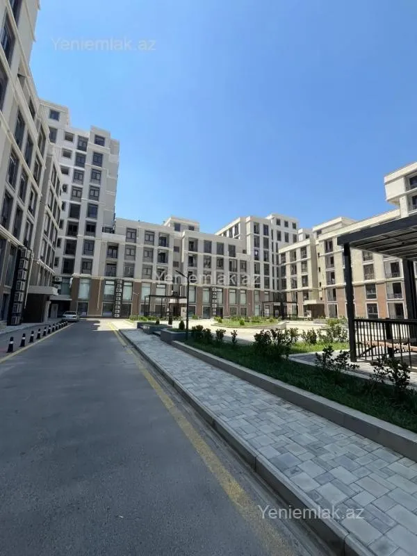 Satılır 3 otaqlı yeni tikili 118.5 m²