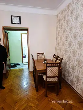 Satılır 3 otaqlı köhnə tikili 93 m²
