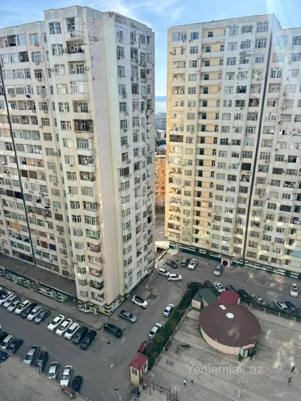 Satılır 3 otaqlı yeni tikili 95 m²