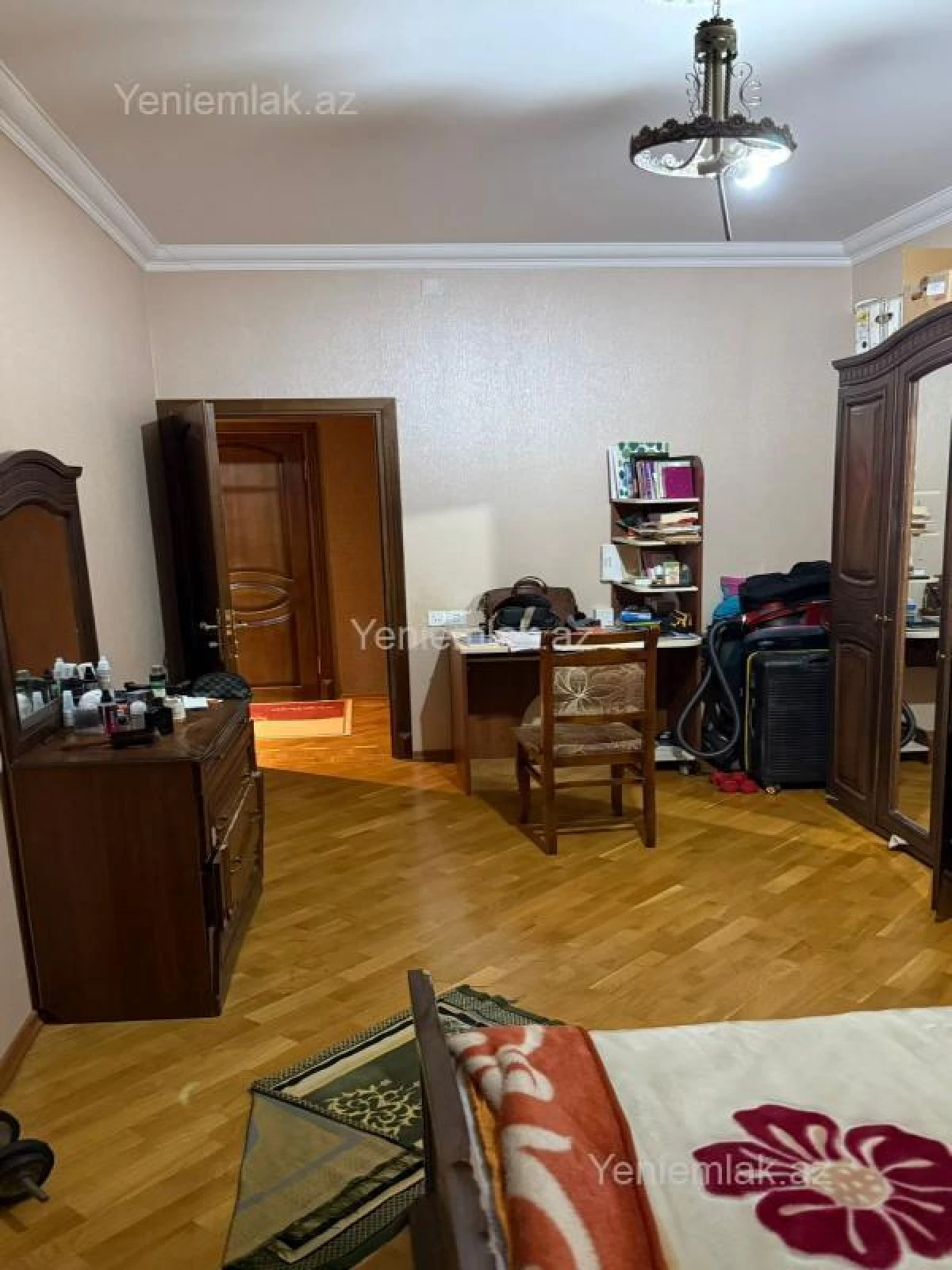 Satılır 3 otaqlı yeni tikili 128 m²