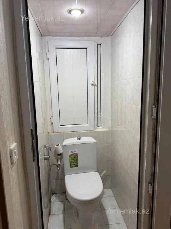 Satılır 2 otaqlı köhnə tikili 55 m²