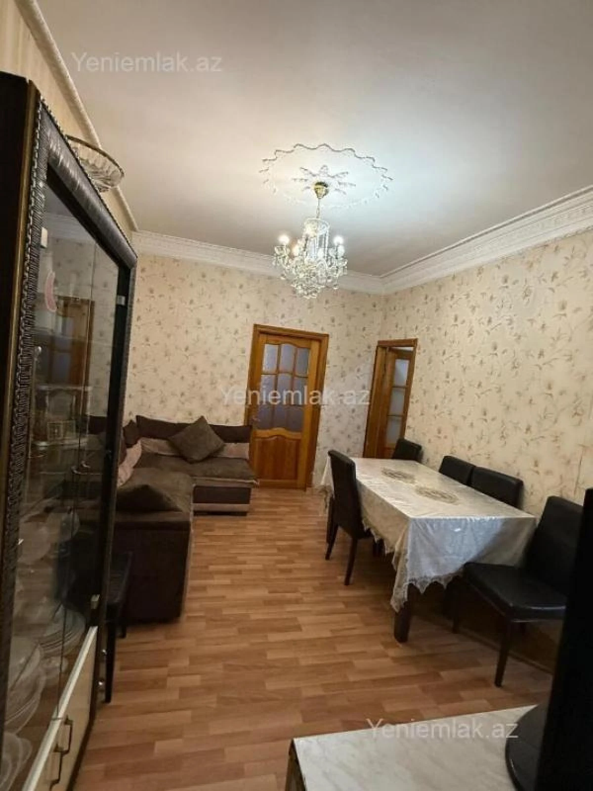 Satılır 2 otaqlı köhnə tikili 55 m²