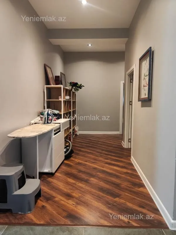 Satılır 3 otaqlı yeni tikili 90 m²