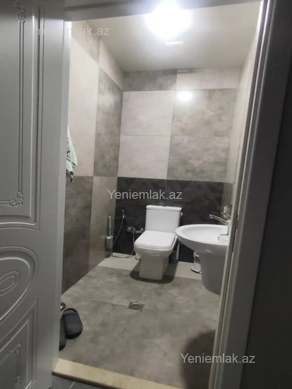 Satılır 3 otaqlı yeni tikili 90 m²