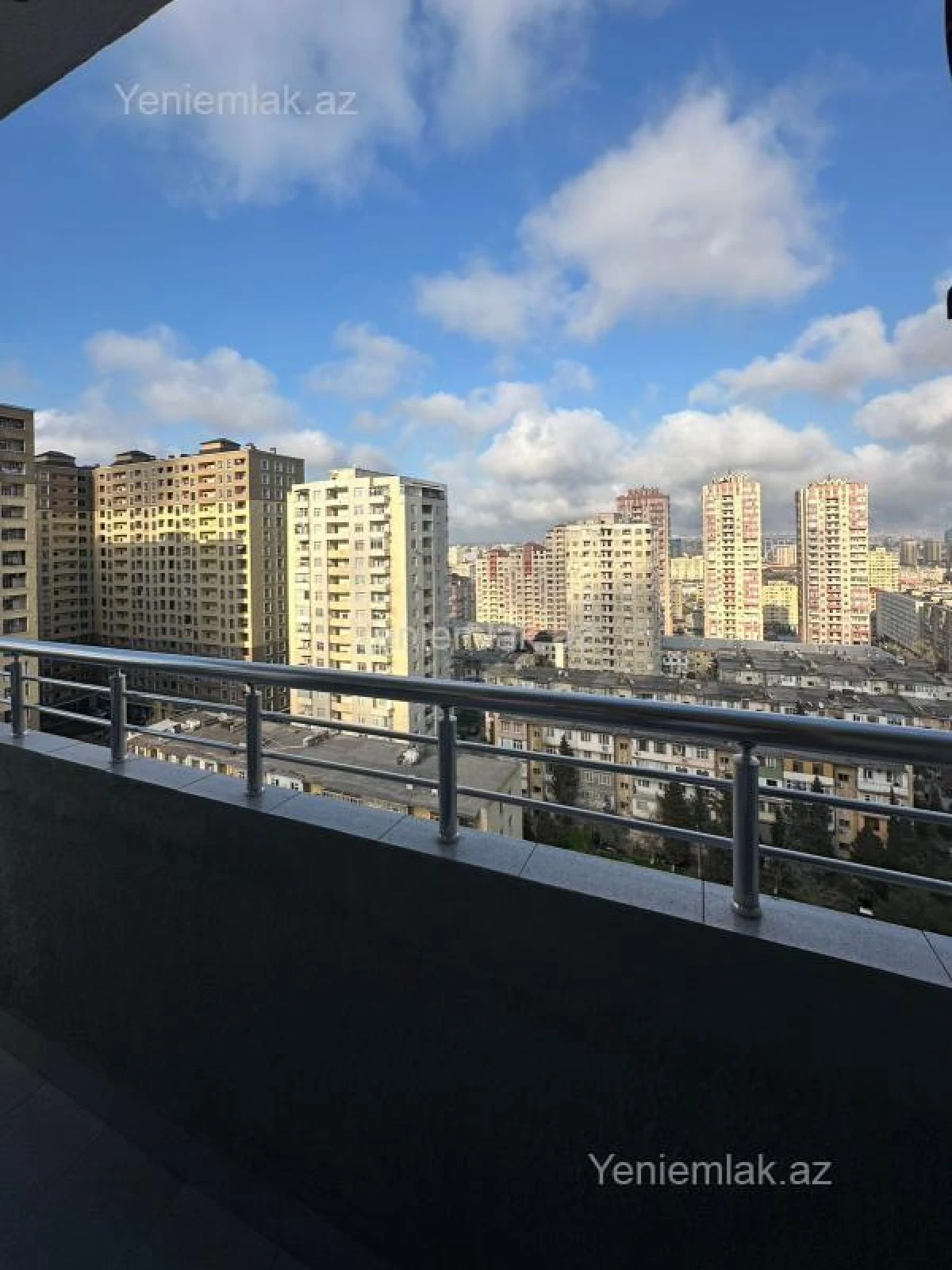 Satılır 2 otaqlı yeni tikili 64 m²