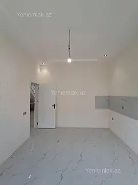 Satılır 5 otaqlı həyət evi 220 m²