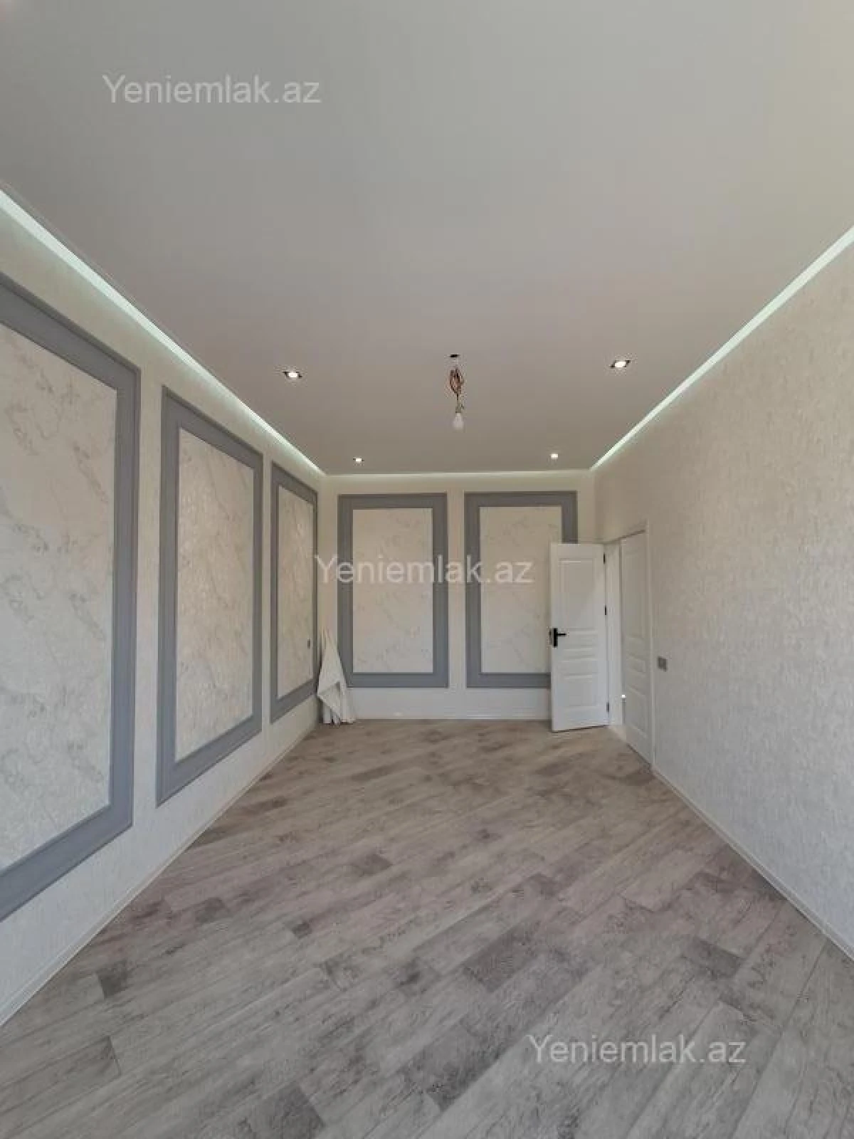 Satılır 5 otaqlı həyət evi 220 m²