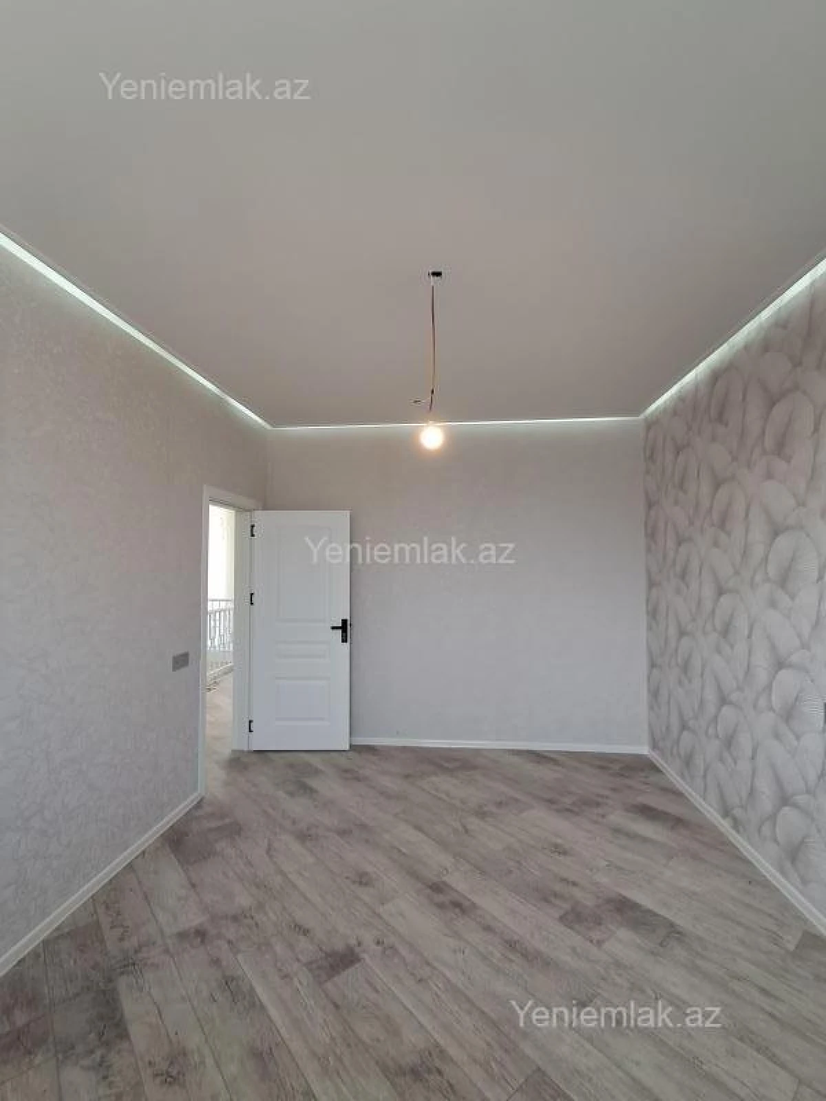 Satılır 5 otaqlı həyət evi 220 m²
