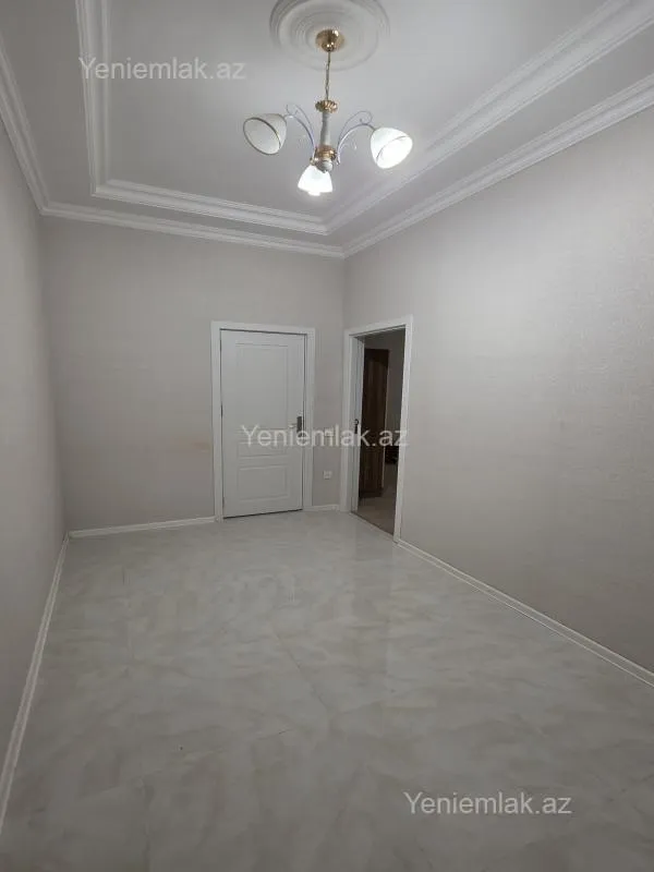 Satılır 2 otaqlı yeni tikili 74 m²