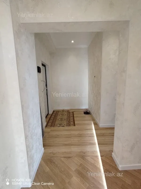 Satılır 2 otaqlı yeni tikili 80 m²