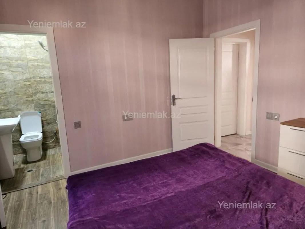 Satılır 4 otaqlı həyət evi 180 m²