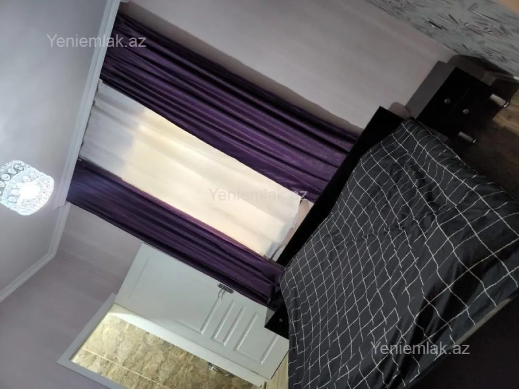 Satılır 4 otaqlı həyət evi 180 m²