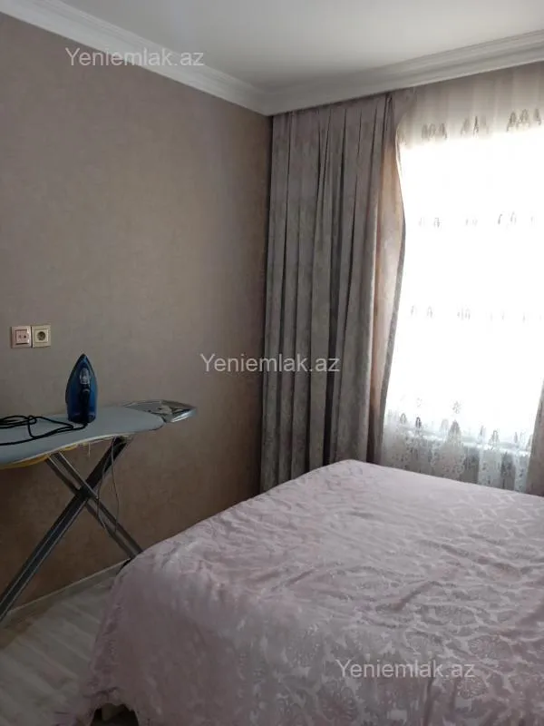 Satılır 3 otaqlı köhnə tikili 72 m²