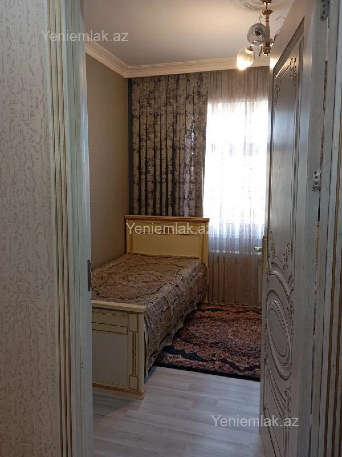 Satılır 3 otaqlı köhnə tikili 72 m²