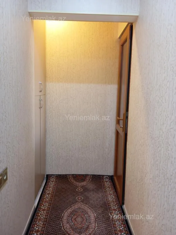 Satılır 3 otaqlı köhnə tikili 72 m²