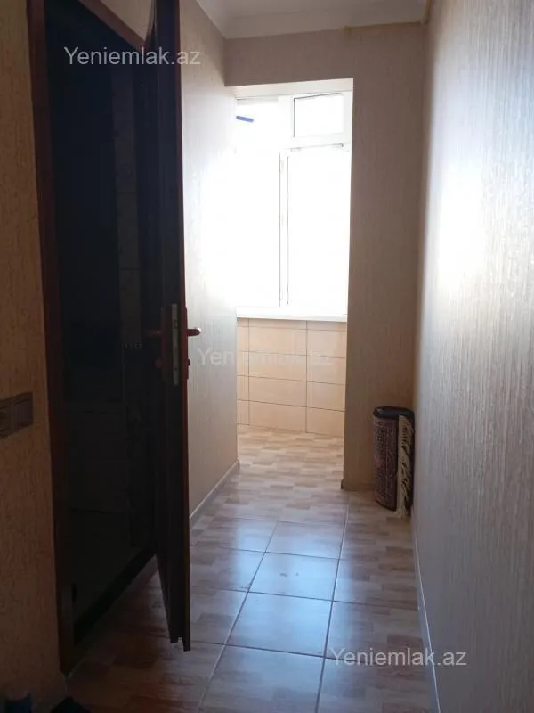 Satılır 3 otaqlı köhnə tikili 72 m²