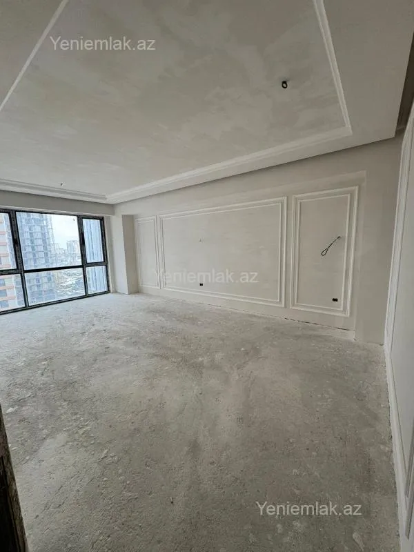 Satılır 4 otaqlı yeni tikili 129 m²
