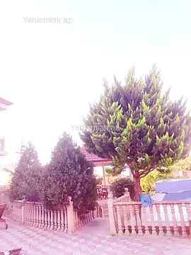 Satılır 7 otaqlı həyət evi 250 m²
