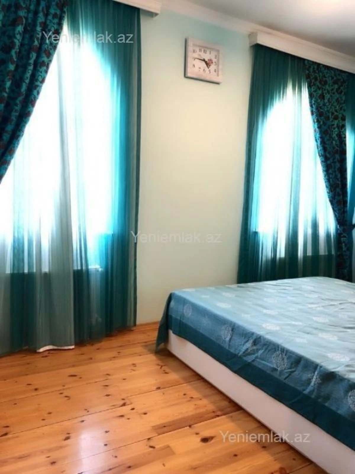 Satılır 7 otaqlı həyət evi 250 m²