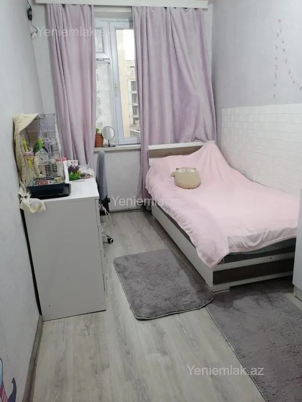 Satılır 3 otaqlı köhnə tikili 55 m²