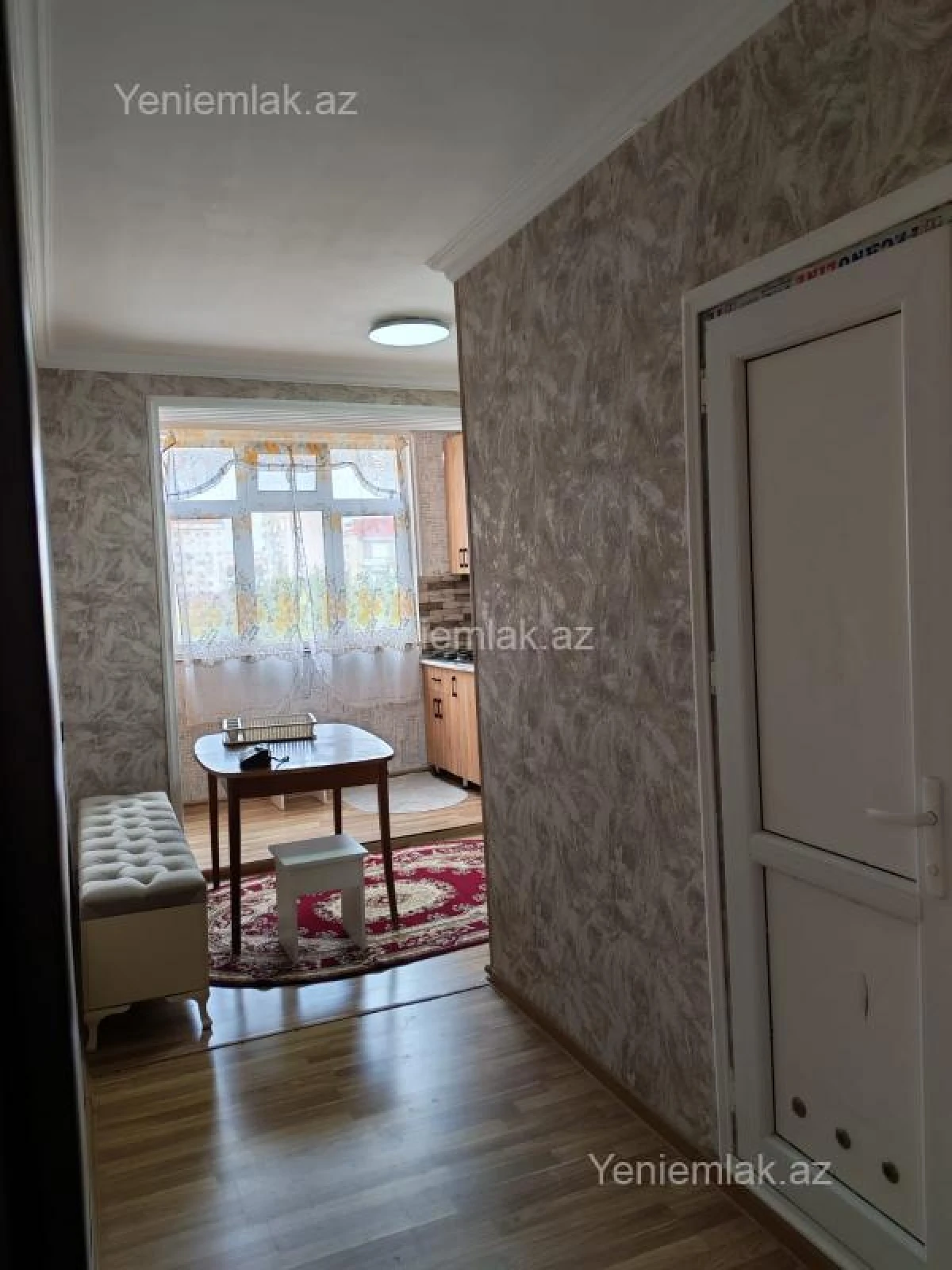 Satılır 1 otaqlı köhnə tikili 37 m²