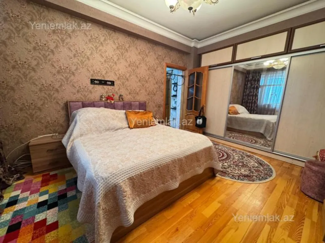 Satılır 3 otaqlı yeni tikili 90 m²