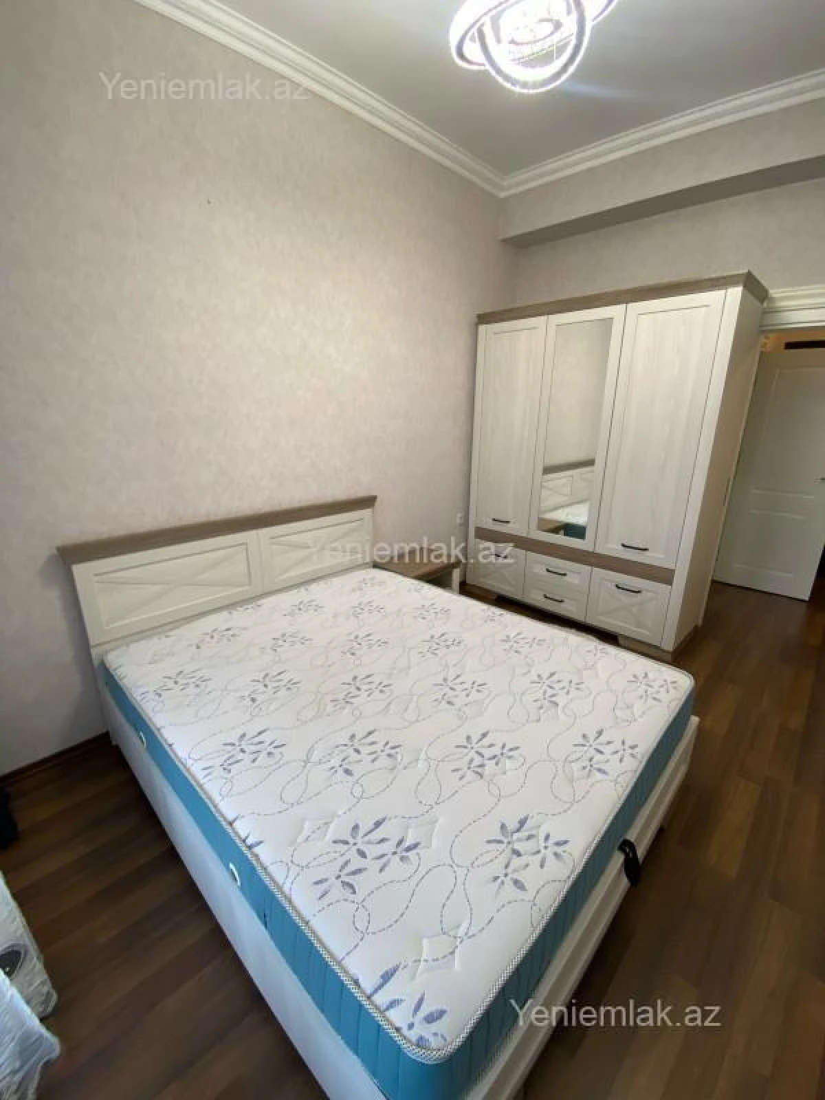 Satılır 2 otaqlı yeni tikili 50 m²