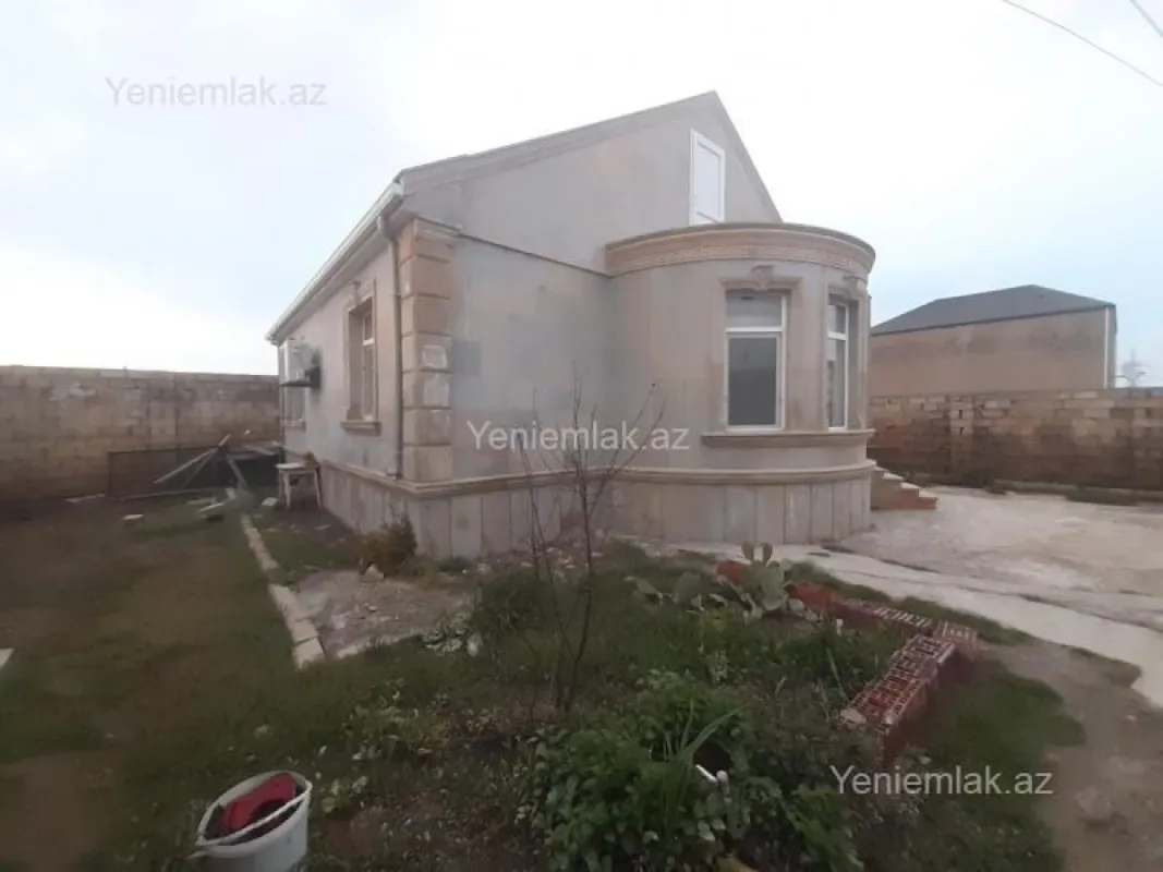 Satılır 3 otaqlı həyət evi 100 m²