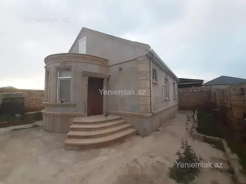 Satılır 3 otaqlı həyət evi 100 m²