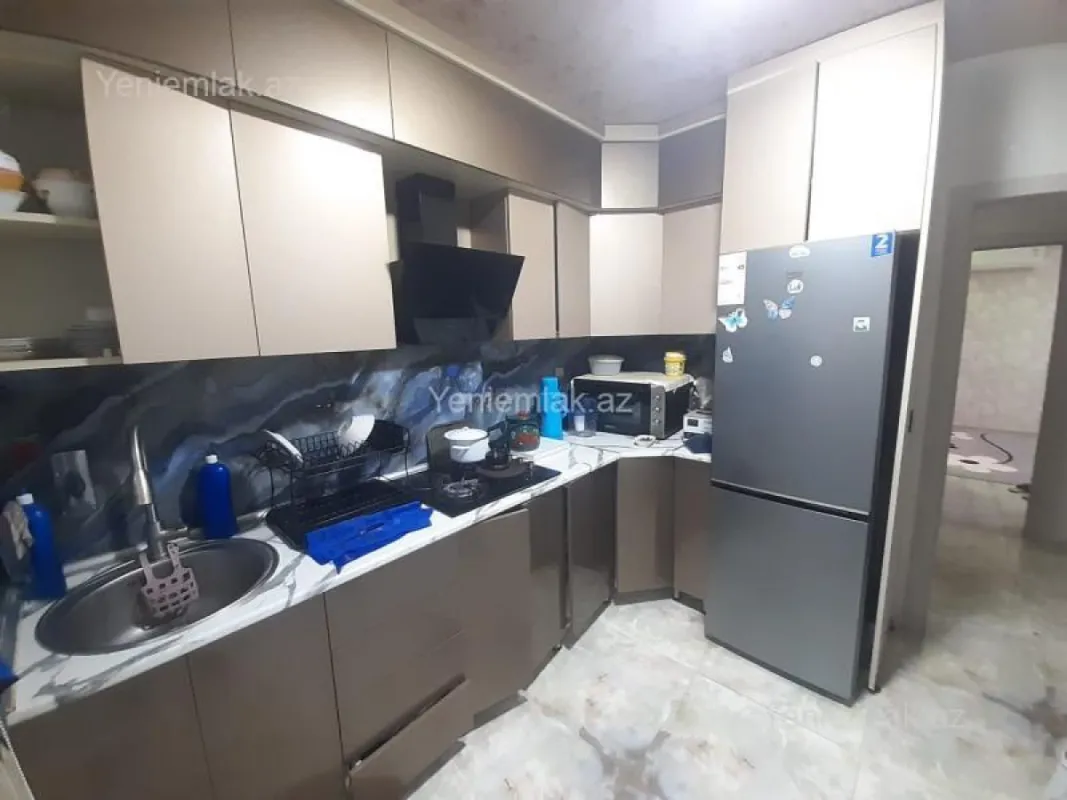 Satılır 3 otaqlı həyət evi 100 m²