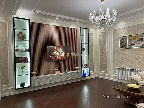Satılır 7 otaqlı həyət evi 430 m²