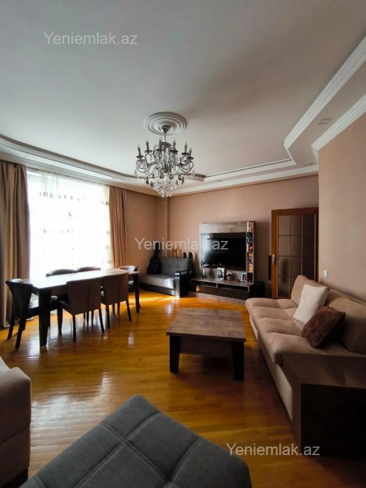 Satılır 3 otaqlı yeni tikili 128 m²