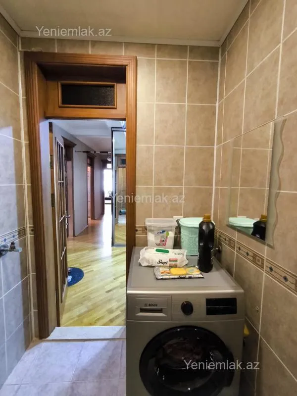 Satılır 3 otaqlı yeni tikili 128 m²