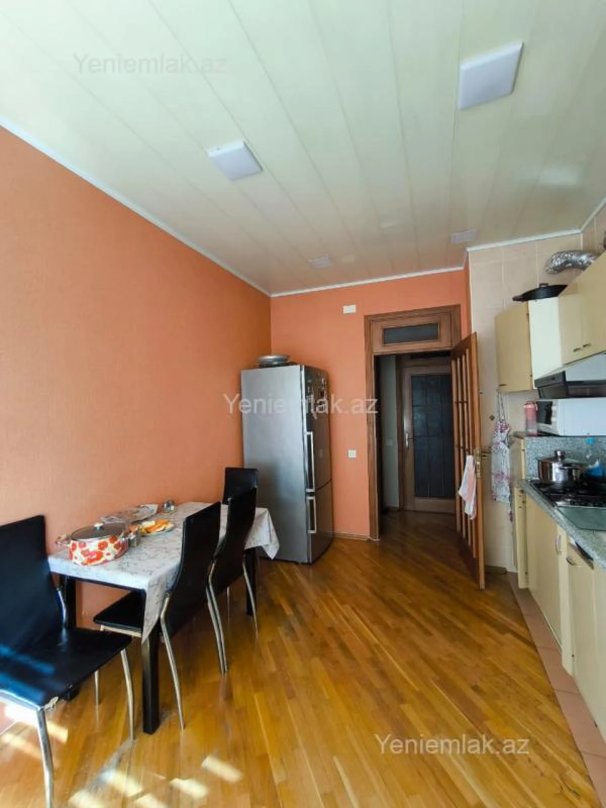 Satılır 3 otaqlı yeni tikili 128 m²