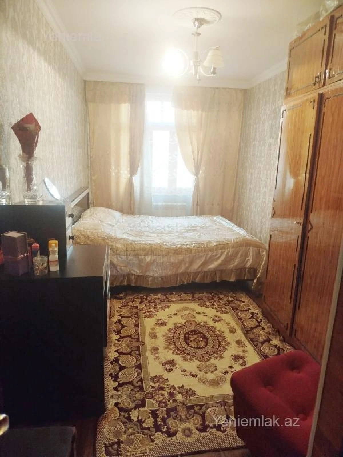 Satılır 3 otaqlı köhnə tikili 85 m²