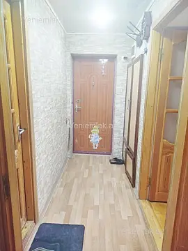Satılır 3 otaqlı köhnə tikili 85 m²