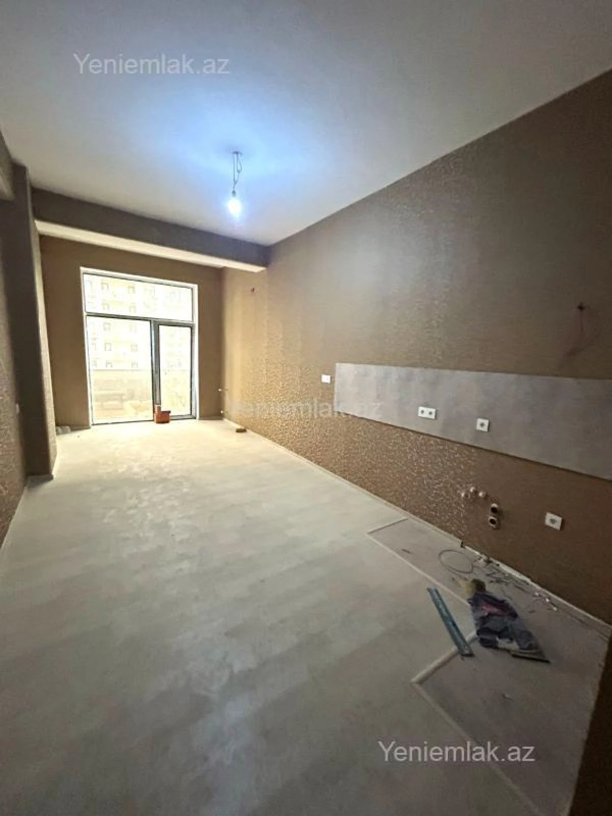 Satılır 2 otaqlı yeni tikili 72 m²