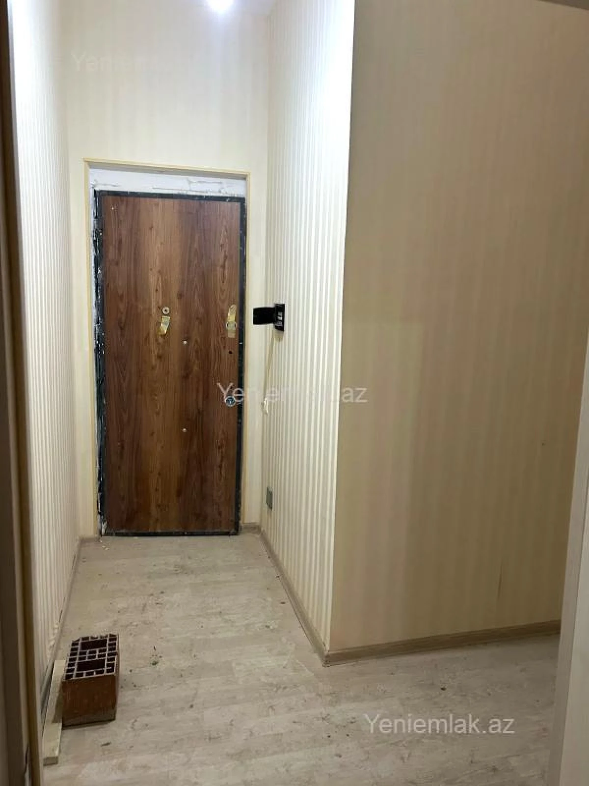 Satılır 2 otaqlı yeni tikili 72 m²