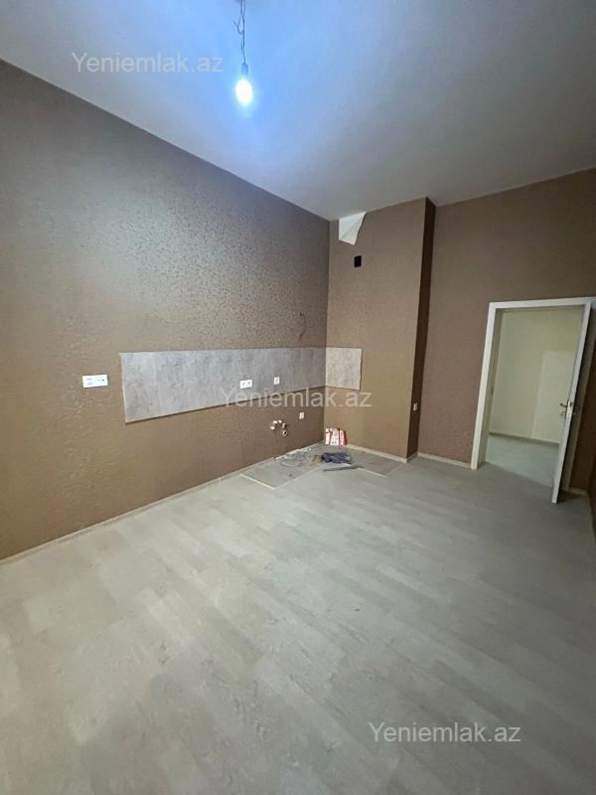 Satılır 2 otaqlı yeni tikili 72 m²