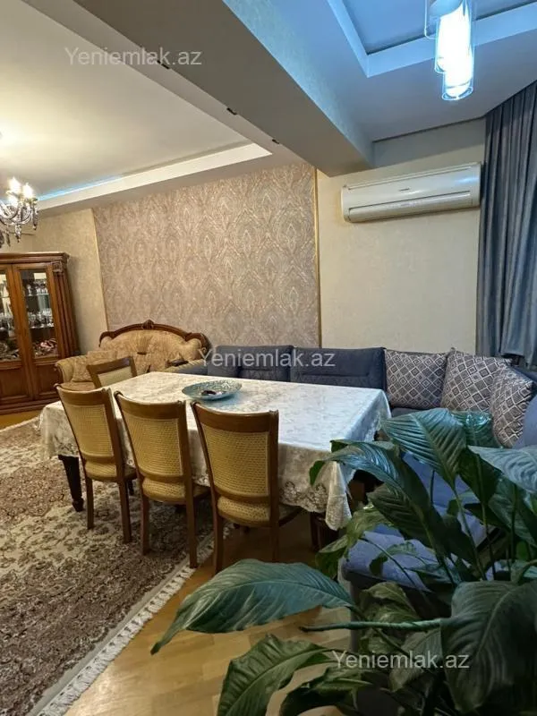 Satılır 3 otaqlı yeni tikili 162 m²