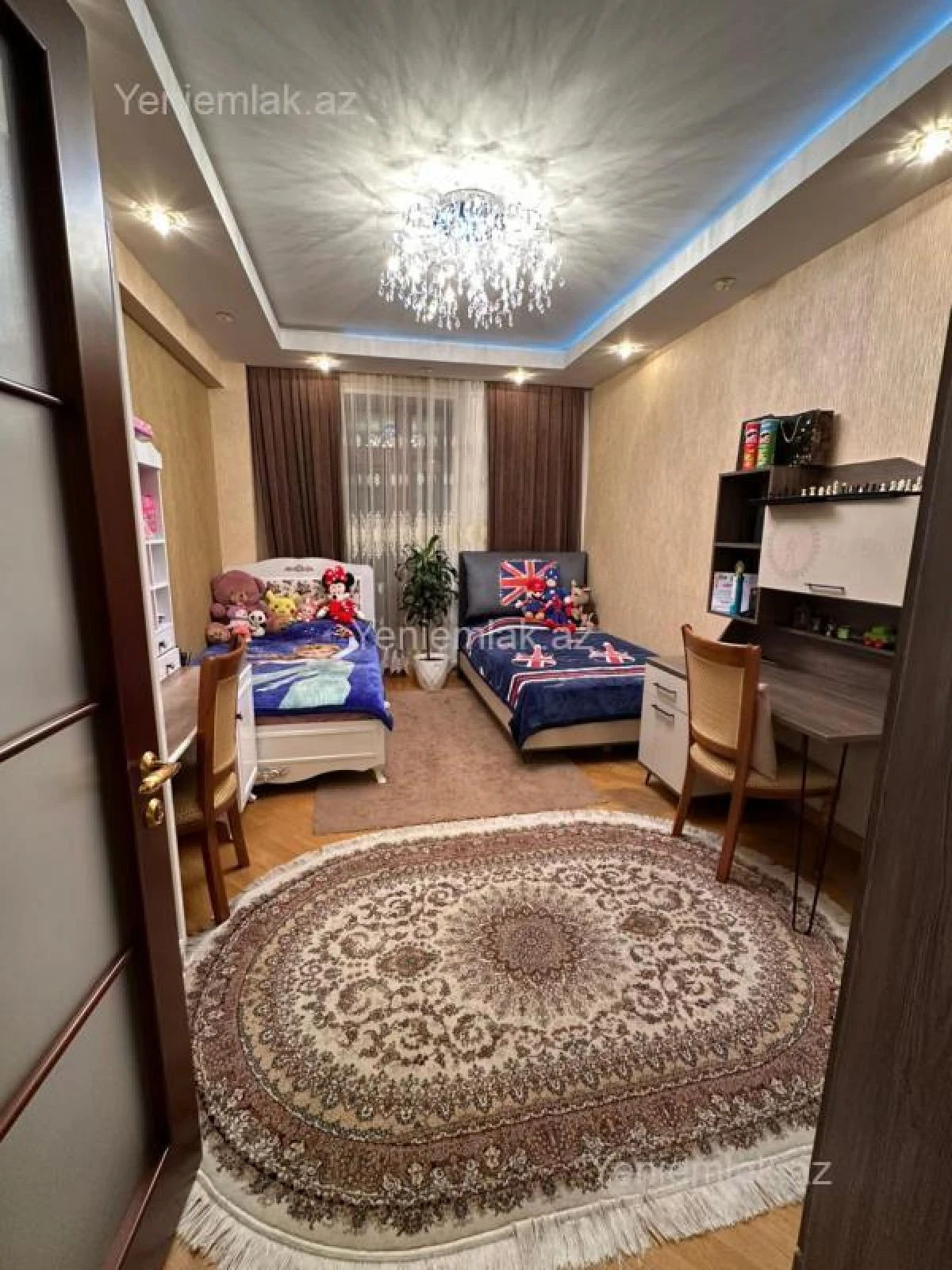 Satılır 3 otaqlı yeni tikili 162 m²