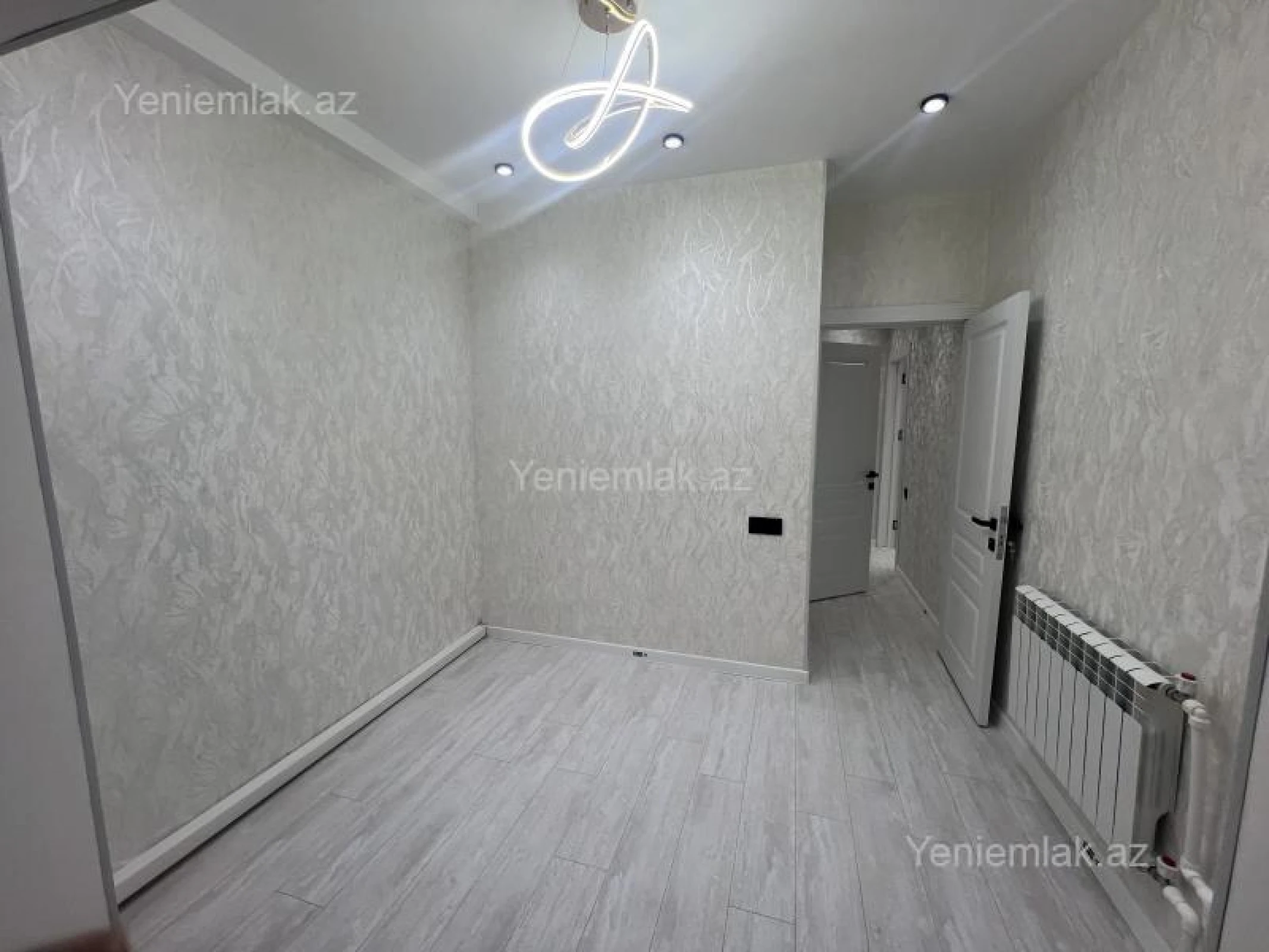 Satılır 2 otaqlı köhnə tikili 40 m²