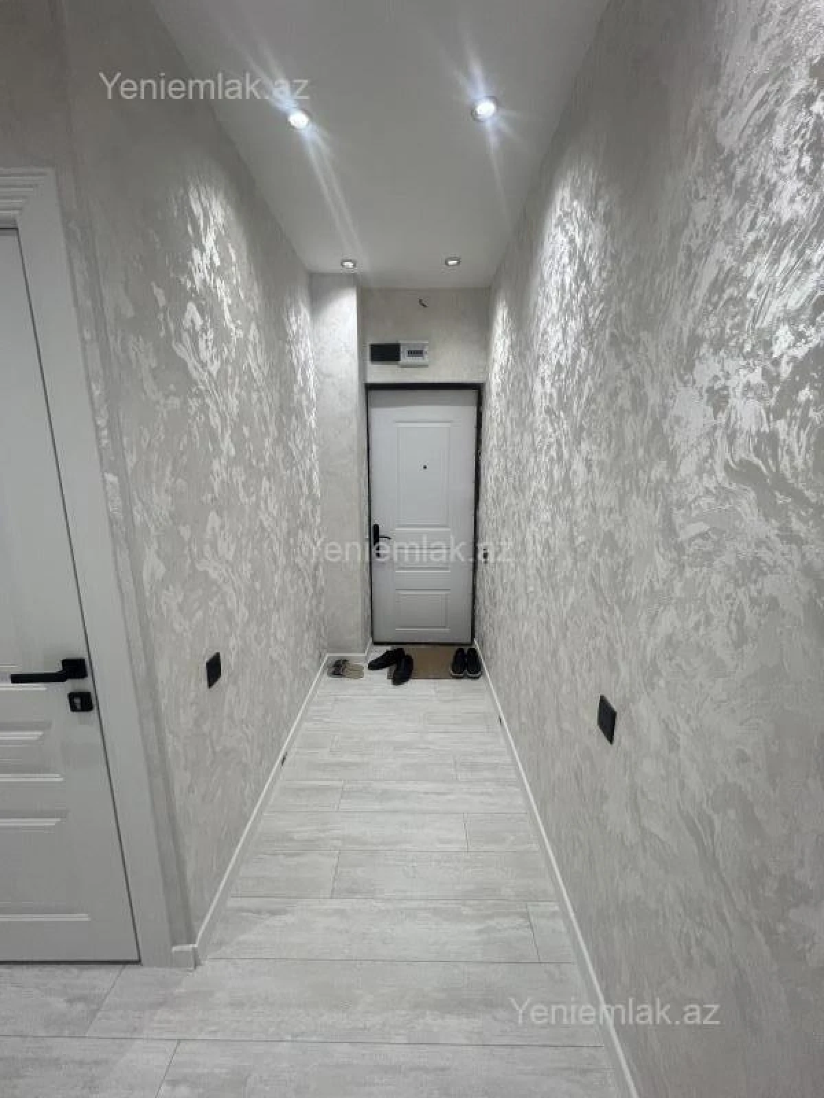 Satılır 2 otaqlı köhnə tikili 40 m²