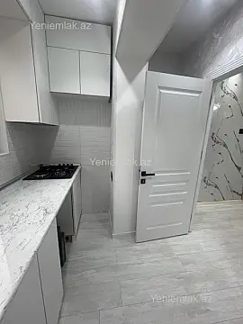 Satılır 2 otaqlı köhnə tikili 40 m²