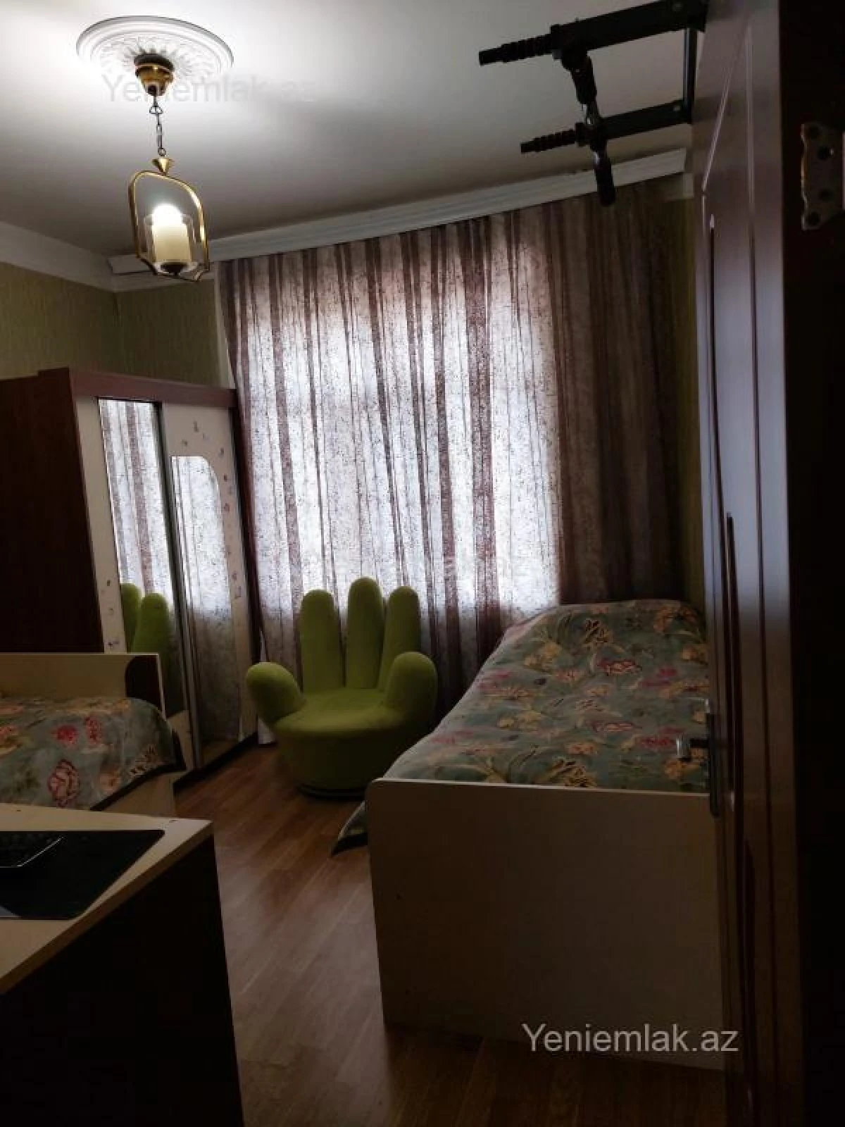 Satılır 5 otaqlı köhnə tikili 125 m²